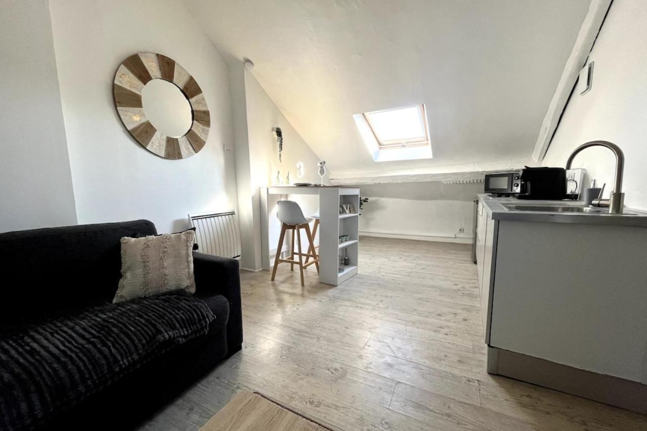 Appartamento The Little French Studio - Fontainebleau Esterno foto